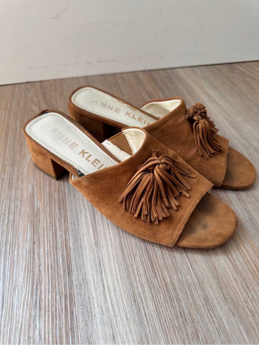 Anne Klein Brown Suede Tassel Slide Sandals Block Heel Women’s 8.5 M mules